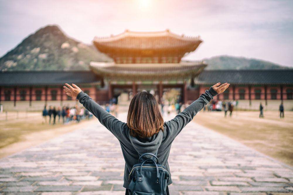 Shutterstock/Travel man