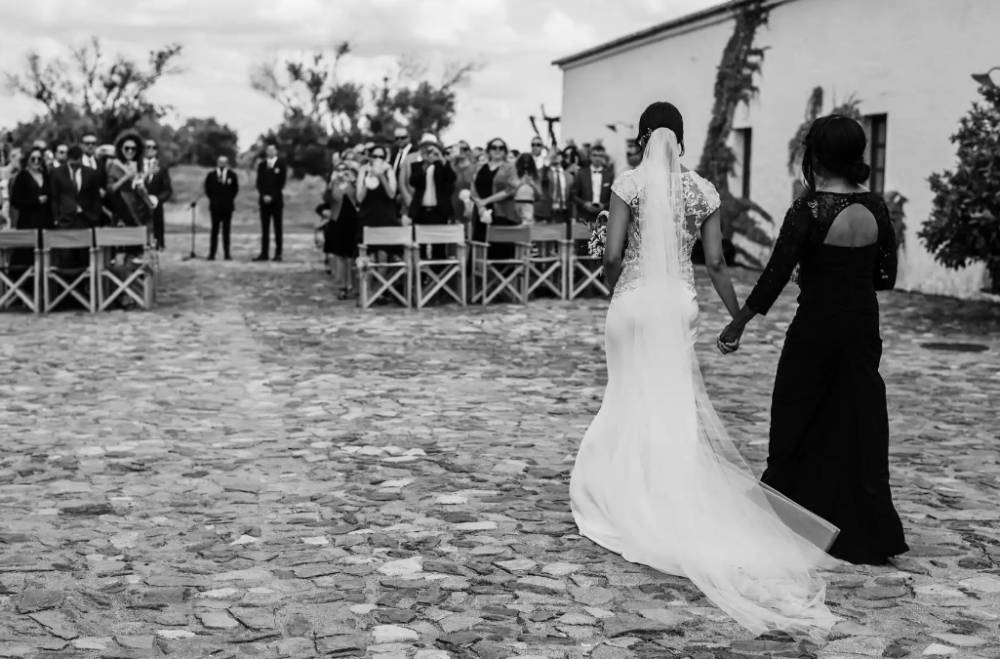 brides.com