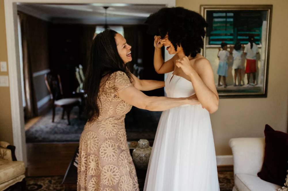 brides.com