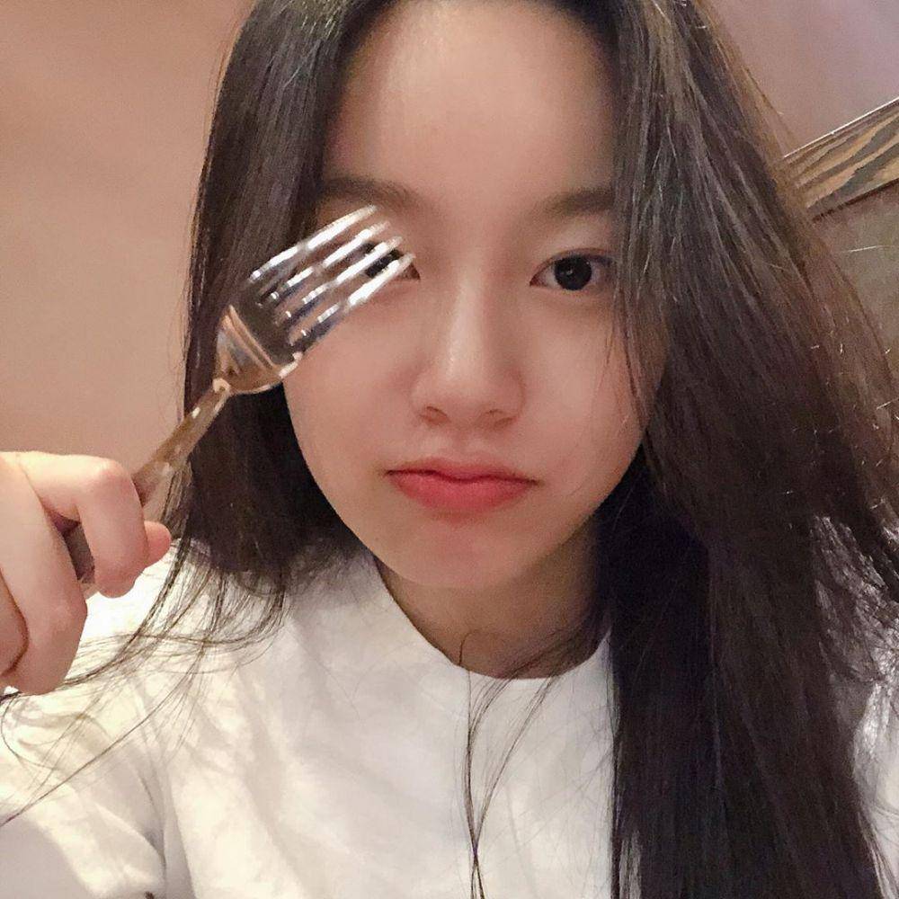 instagram.com/youna_1997