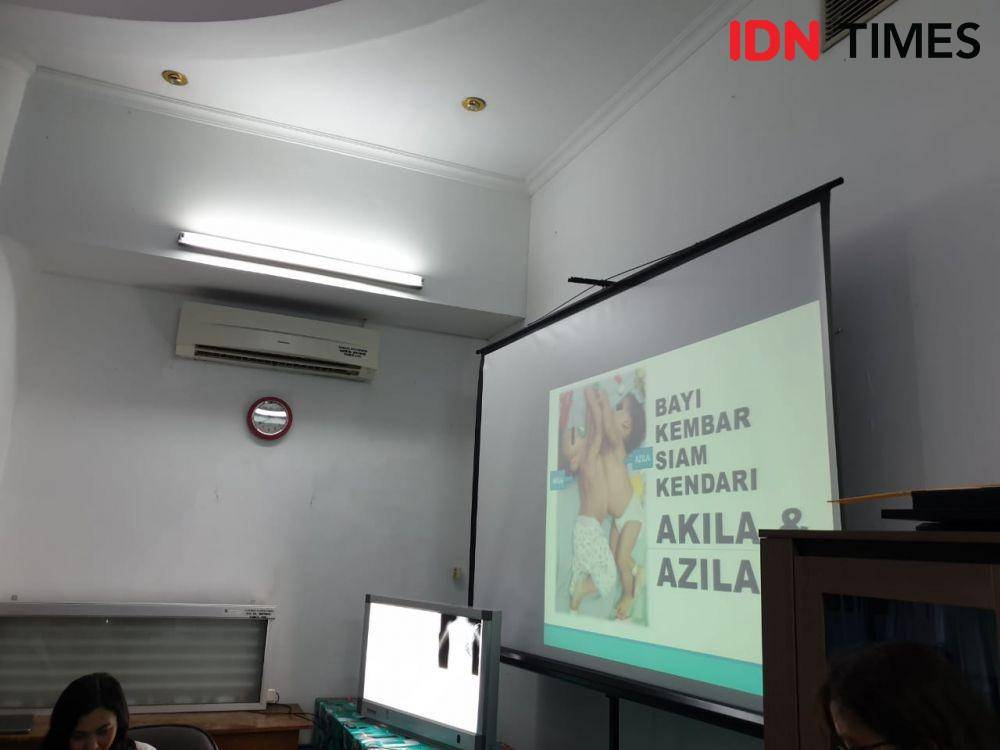 Tidak Punya Rongga Dada, Jantung Bayi Azila Ditutup Pakai Logam Mulia