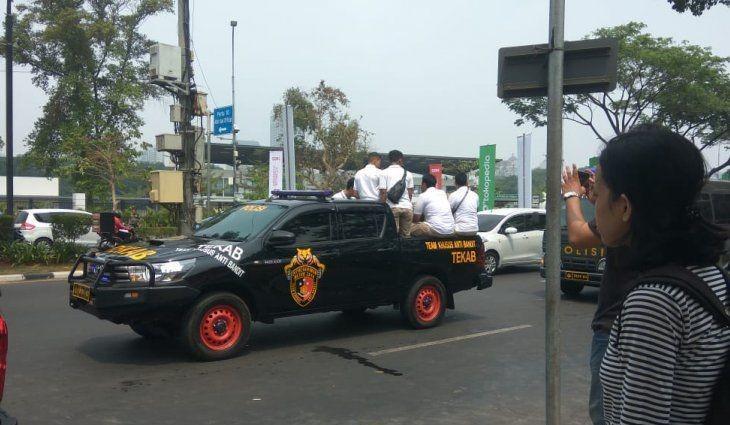 Saat Sidang Tahunan, Polisi Intimidasi Jurnalis Peliput Demo Buruh