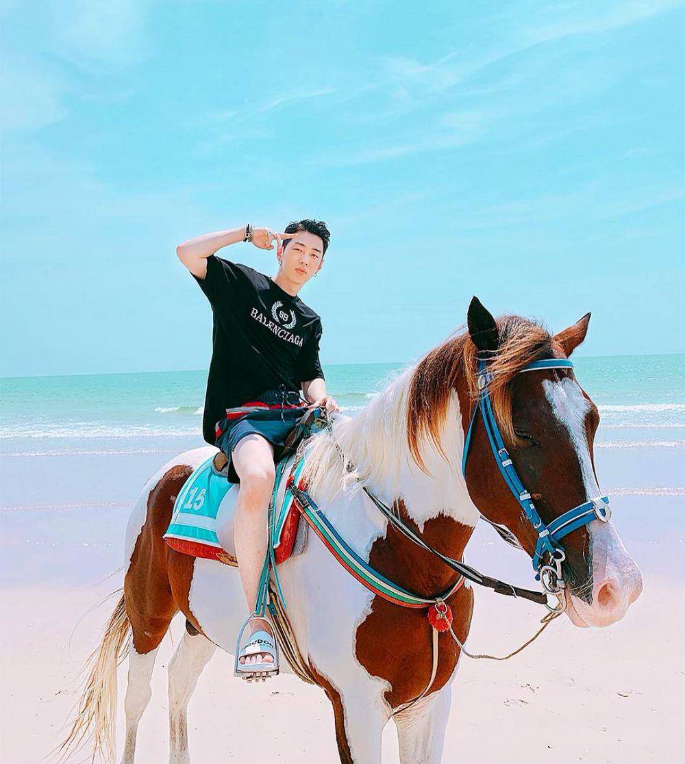 Instagram.com/callmegray