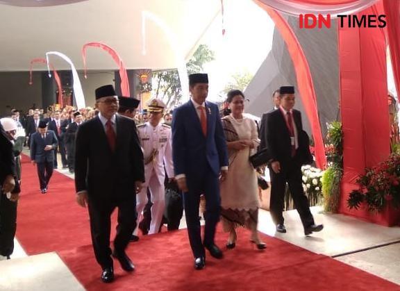 Presiden Jokowi Tiba di Gedung DPR Disambut Zulkifli Hasan