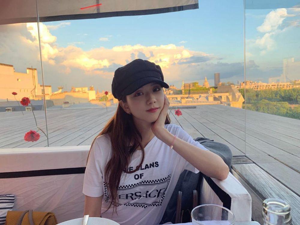 10 Pesona Jisoo, Visual Girlgroup BLACKPINK yang Bikin Susah Kedip