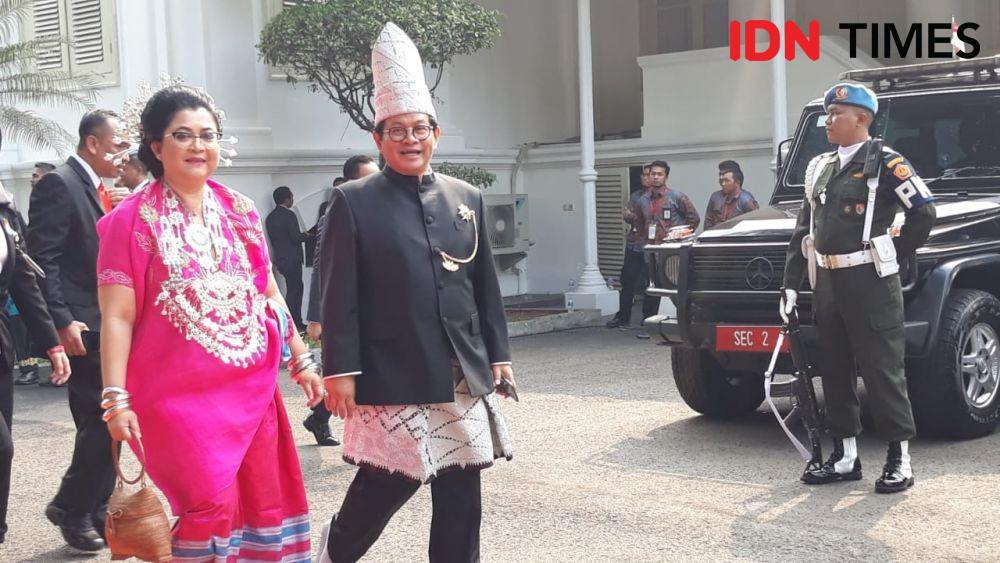 Tiga Pejabat Negara Ini Kenakan Pakaian Adat Lampung di HUT ke-74 RI