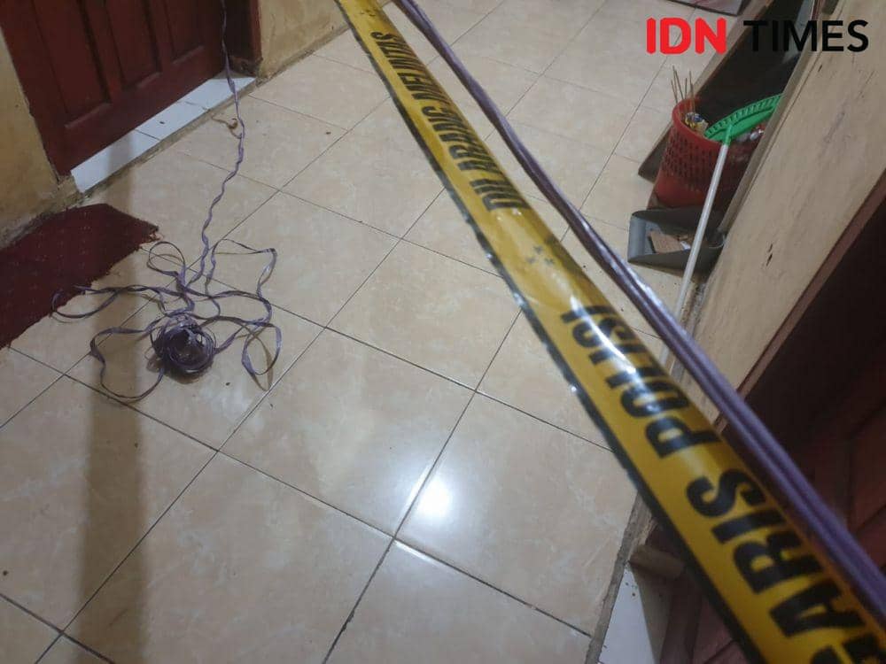 Kesaksian Tetangga Soal Terduga Teroris Penyerang Polsek Wonokromo