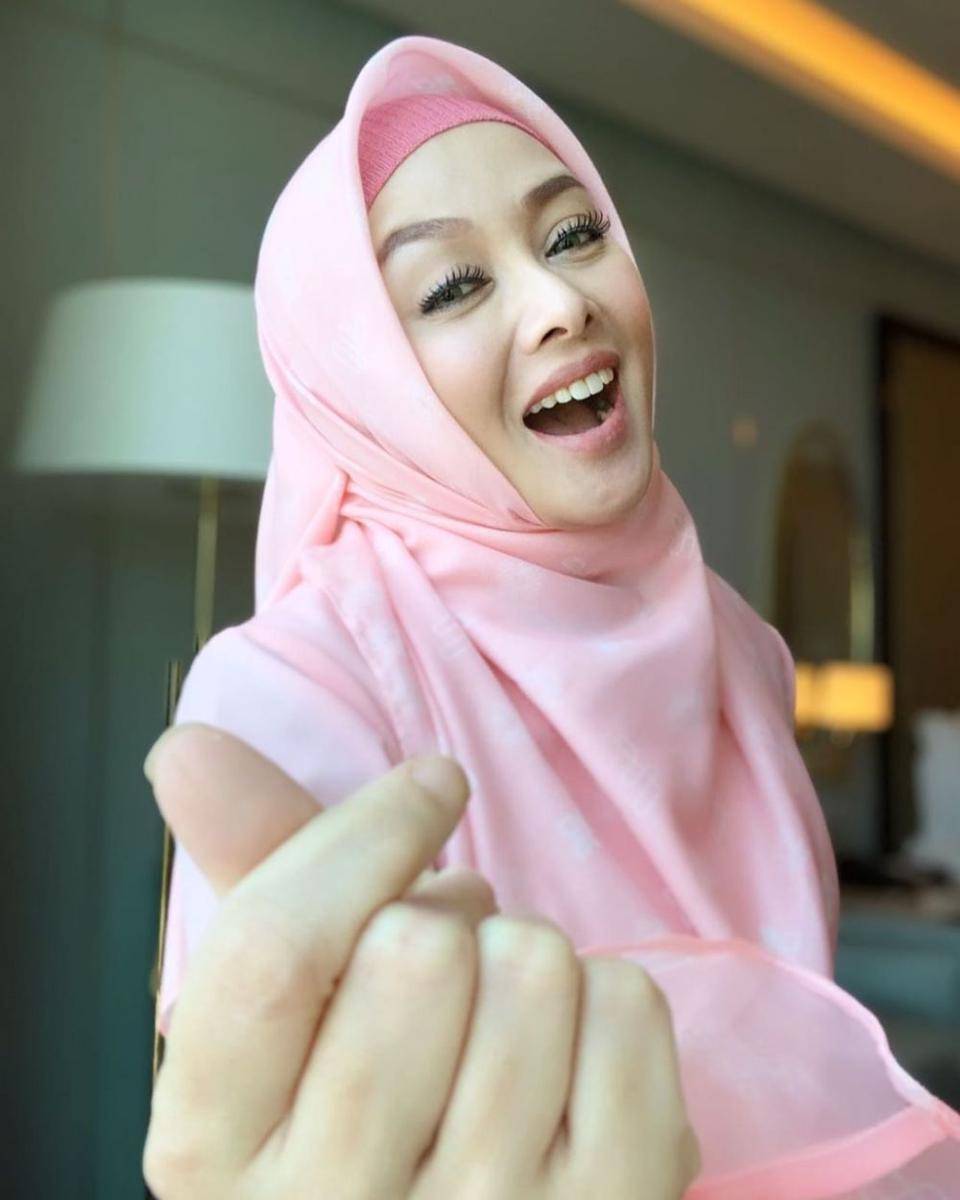 Instagram.com/terryputri