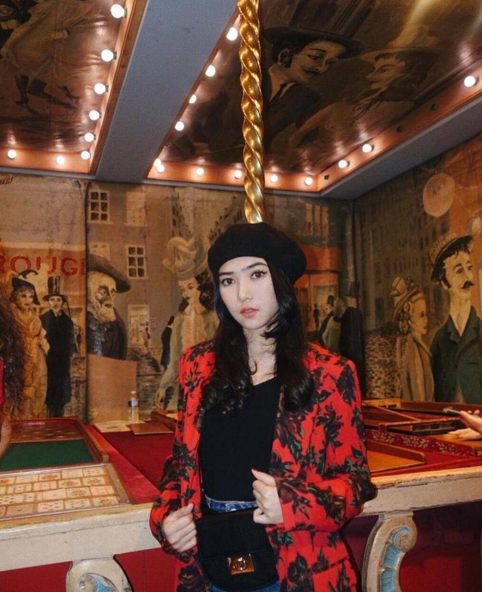 instagram.com/isyanasarasvati