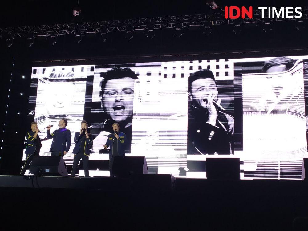 Sempat Rusuh di Jakarta, Konser Westlife di Palembang Sukses Abis