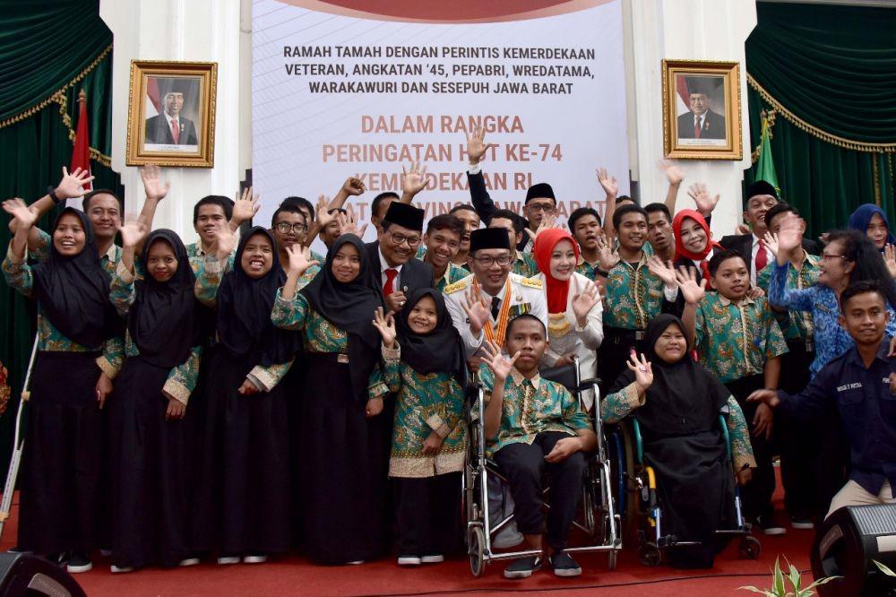 Peringati HUT ke-74 RI, Ridwan Kamil Paparkan Pembangunan Jabar