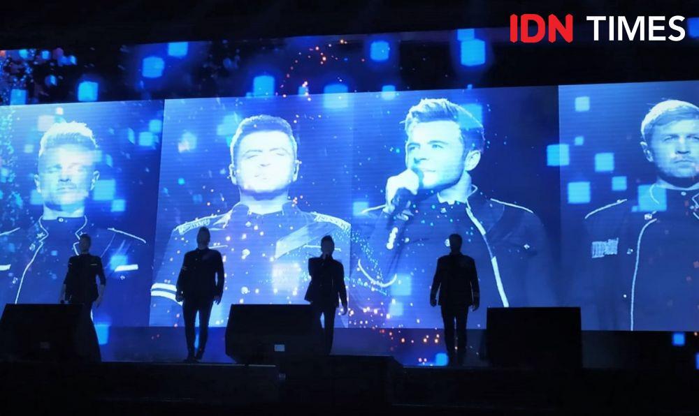 Fans Setia Westlife dari Bangkok & Malaysia Tetap Muncul di Jakabaring
