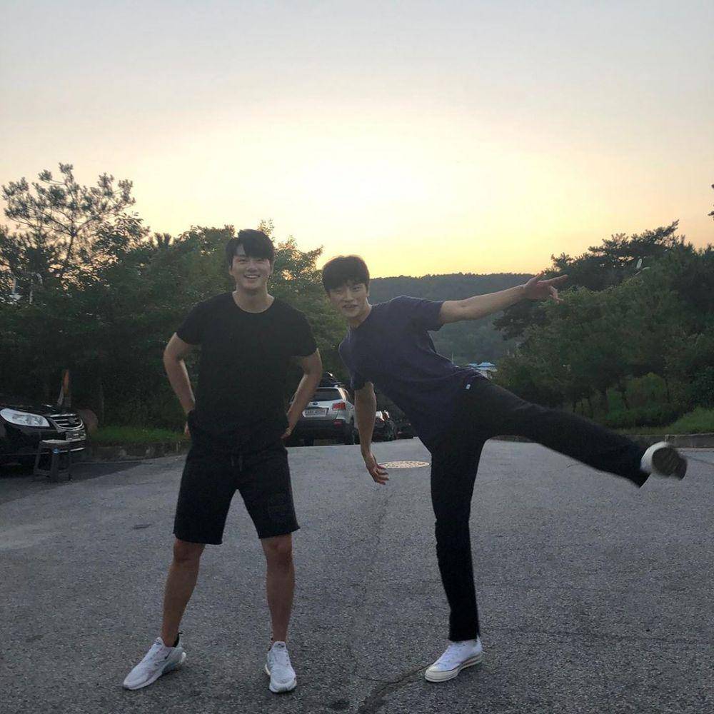 instagram.com/seungho__shin