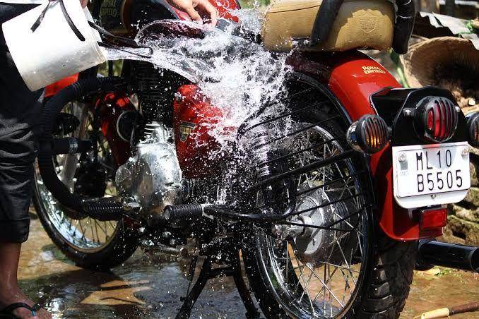 webuyanybike.com