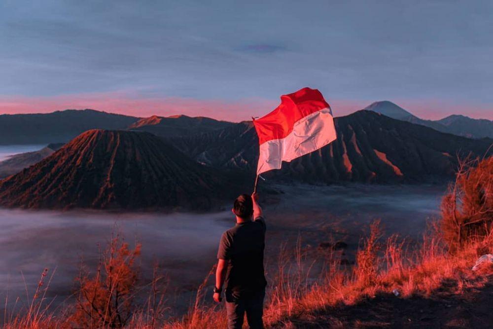 6 Spot Sunrise Gunung Bromo Terbaik