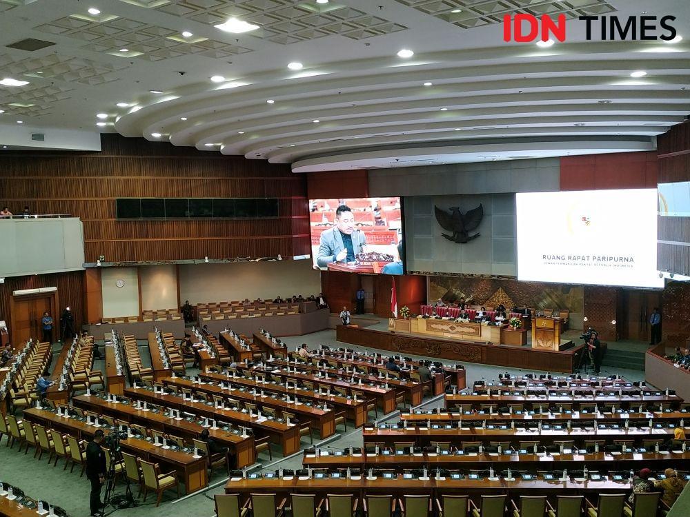 Rapat Paripurna Diwarnai Interupsi Soal Kerusuhan Papua