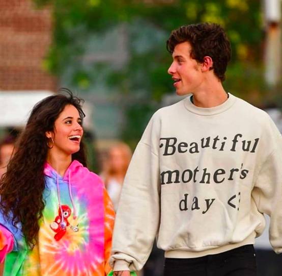 instagram.com/friggin.shawmila