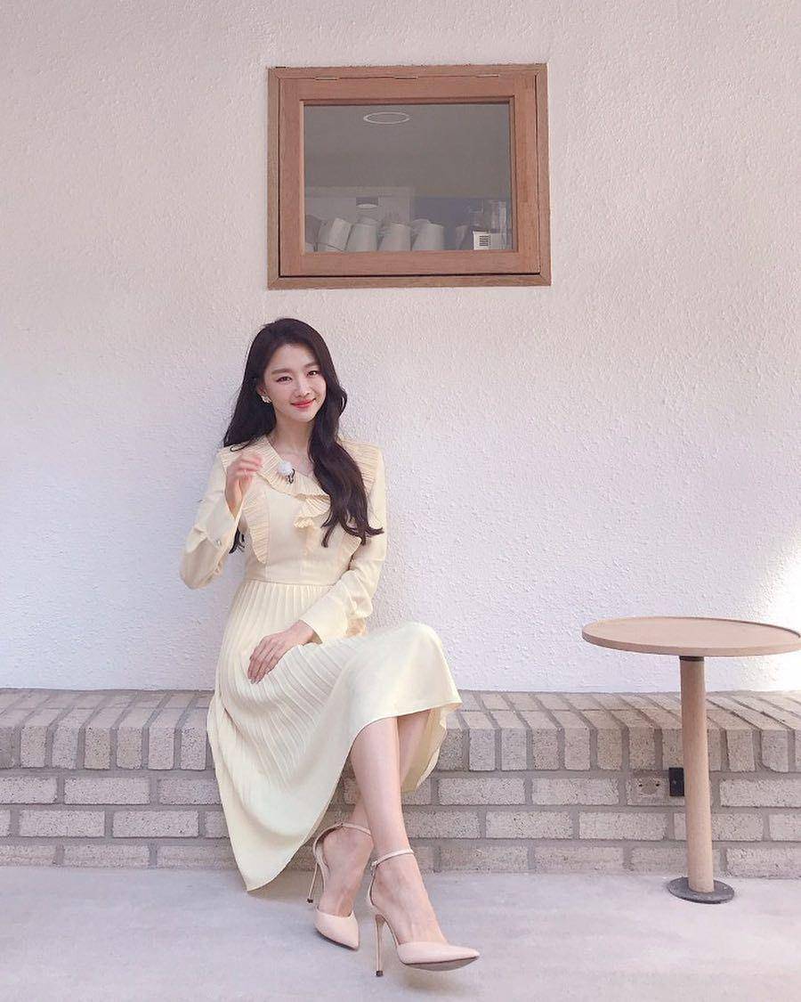 instagram.com/heejin8359