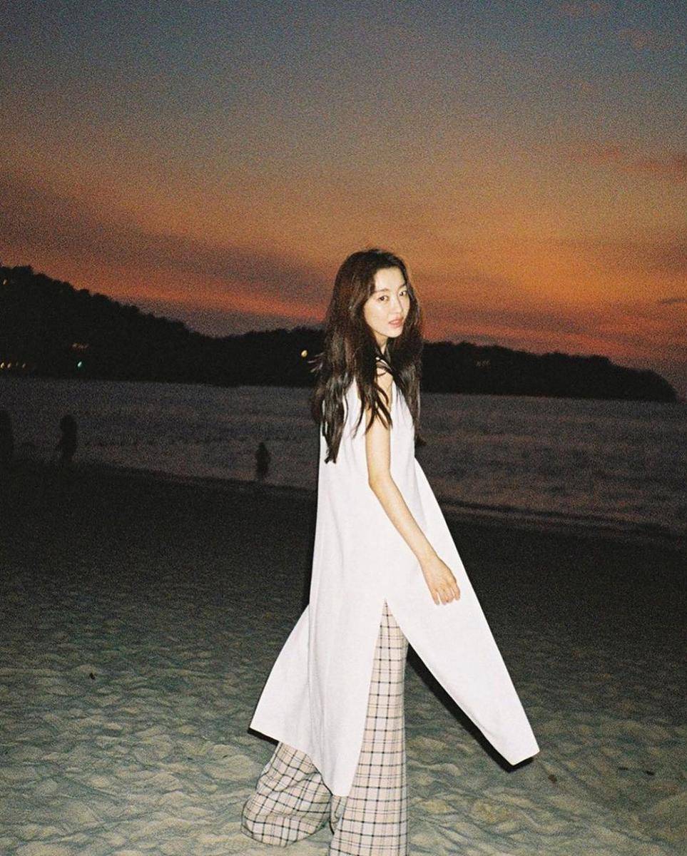 instagram.com/heejin8359