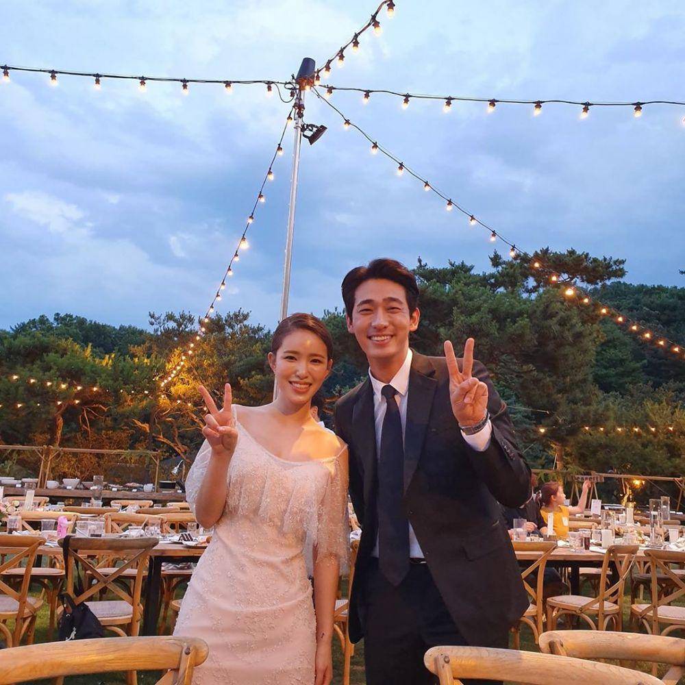 instagram.com/yoon.bak