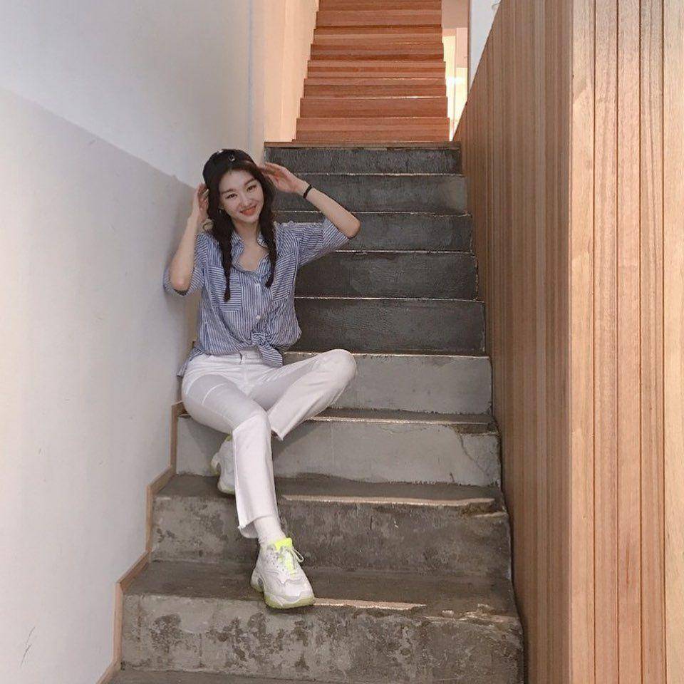 instagram.com/heejin8359