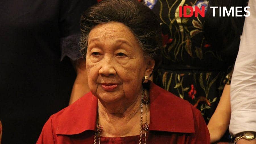 Saparinah Sadli Berbagi tentang Lansia Perempuan yang Tangguh