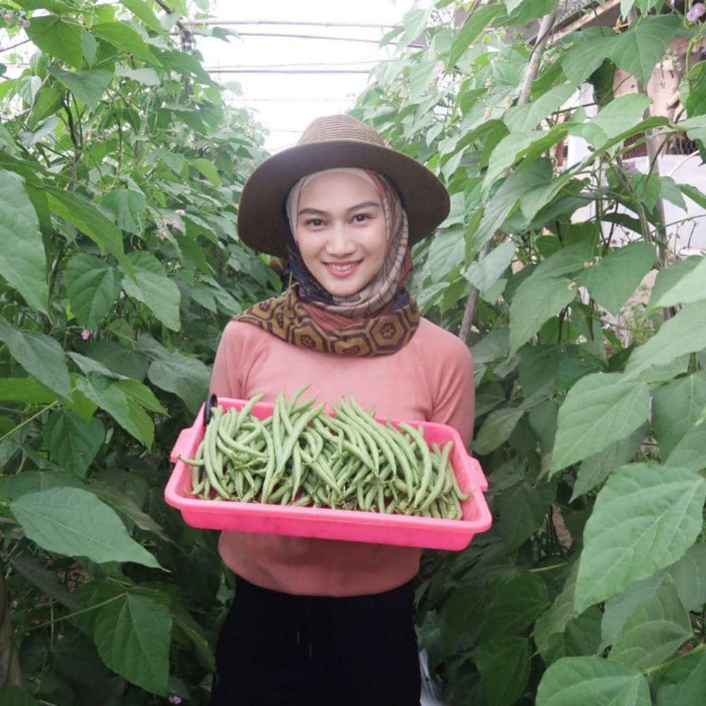 Jadi Duta Pangan Jepang-ASEAN, 10 Potret Melody eks JKT48 Berkebun