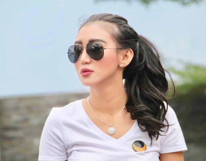 10 Potret Livy Andriany, Pemeran FTV yang Miliki Paras Memesona