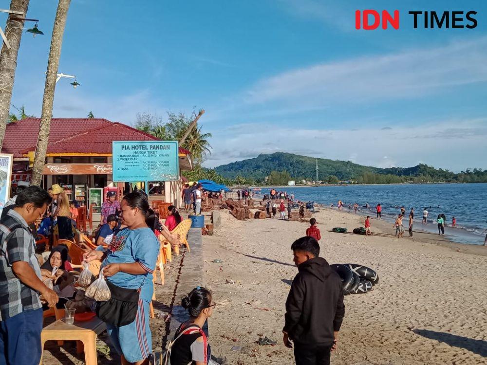 Ada Pantai Hollywood, 3 Destinasi Wisata Paling Ramai di Kota Pandan
