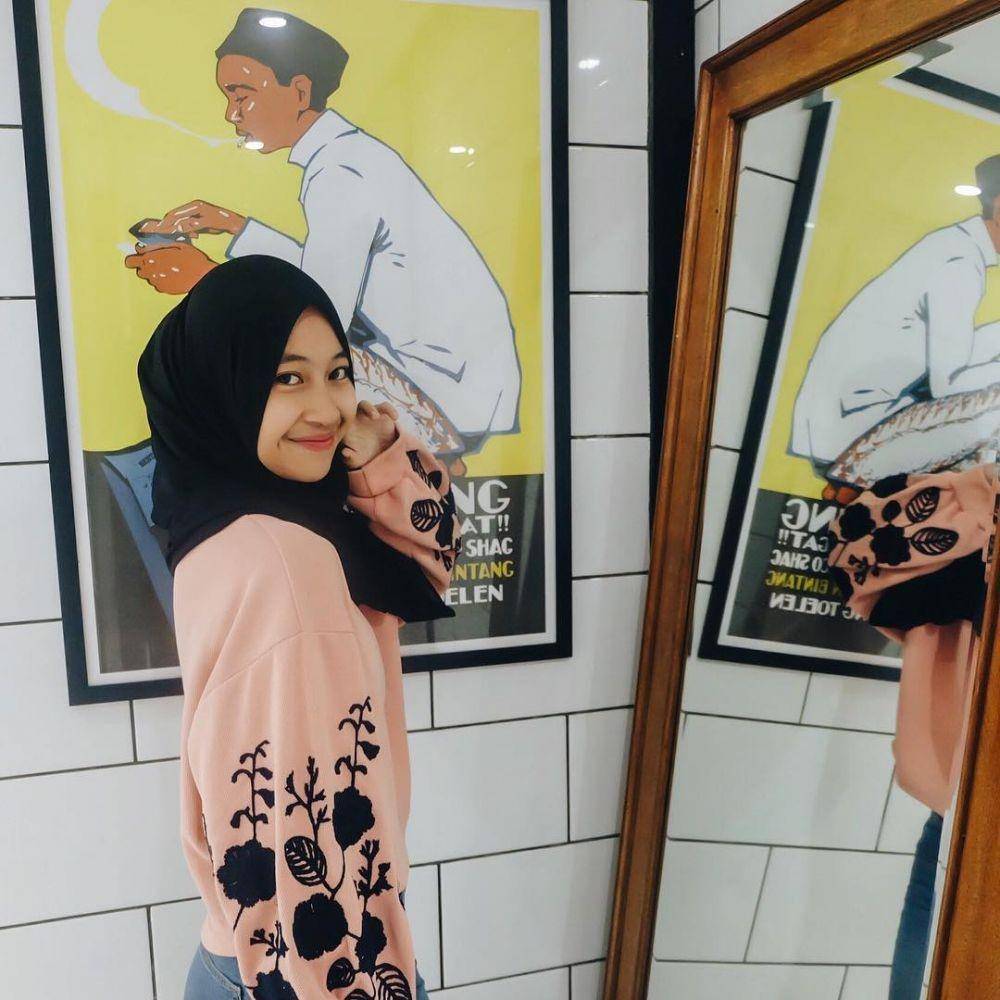 instagram.com/adiba.khnza