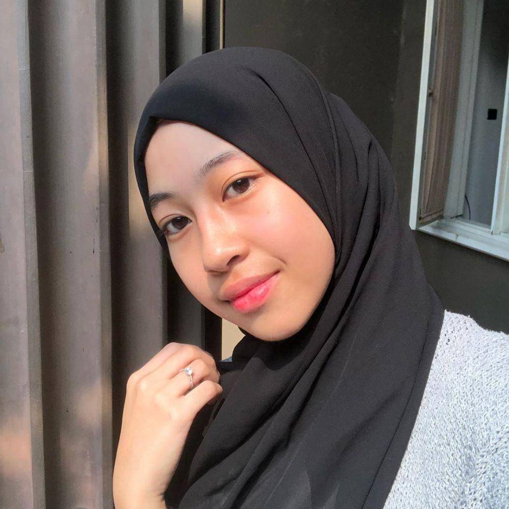 instagram.com/adiba.khnza