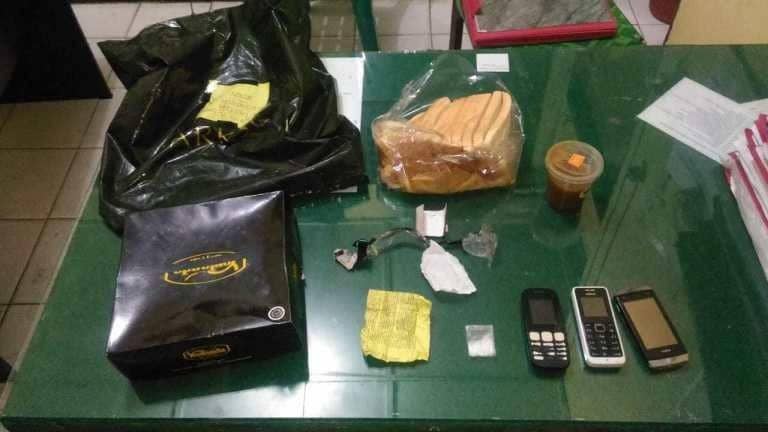 Simpan Sabu dalam Bungkusan Bika Ambon, 3 Pria Serbelawan Ditangkap