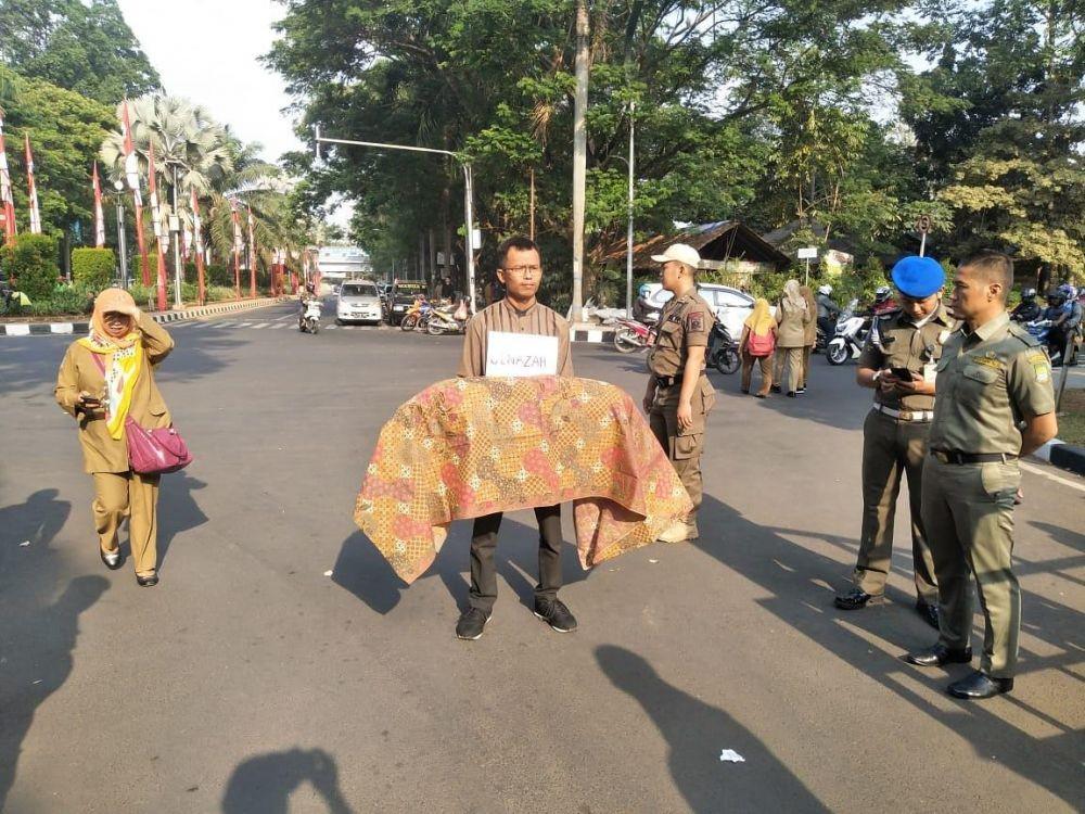 Gelar Aksi Teatrikal Bopong Jenazah, Aktivis: Kadinkes Seharusnya Malu