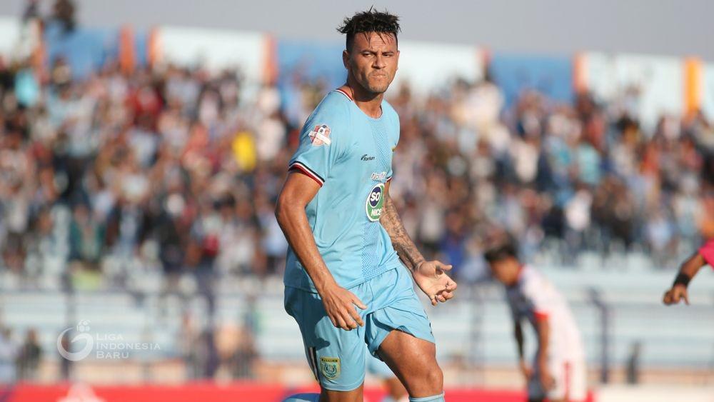 Alex Goncalves adalah Bukti Berjodohnya Persela dengan Striker Brasil