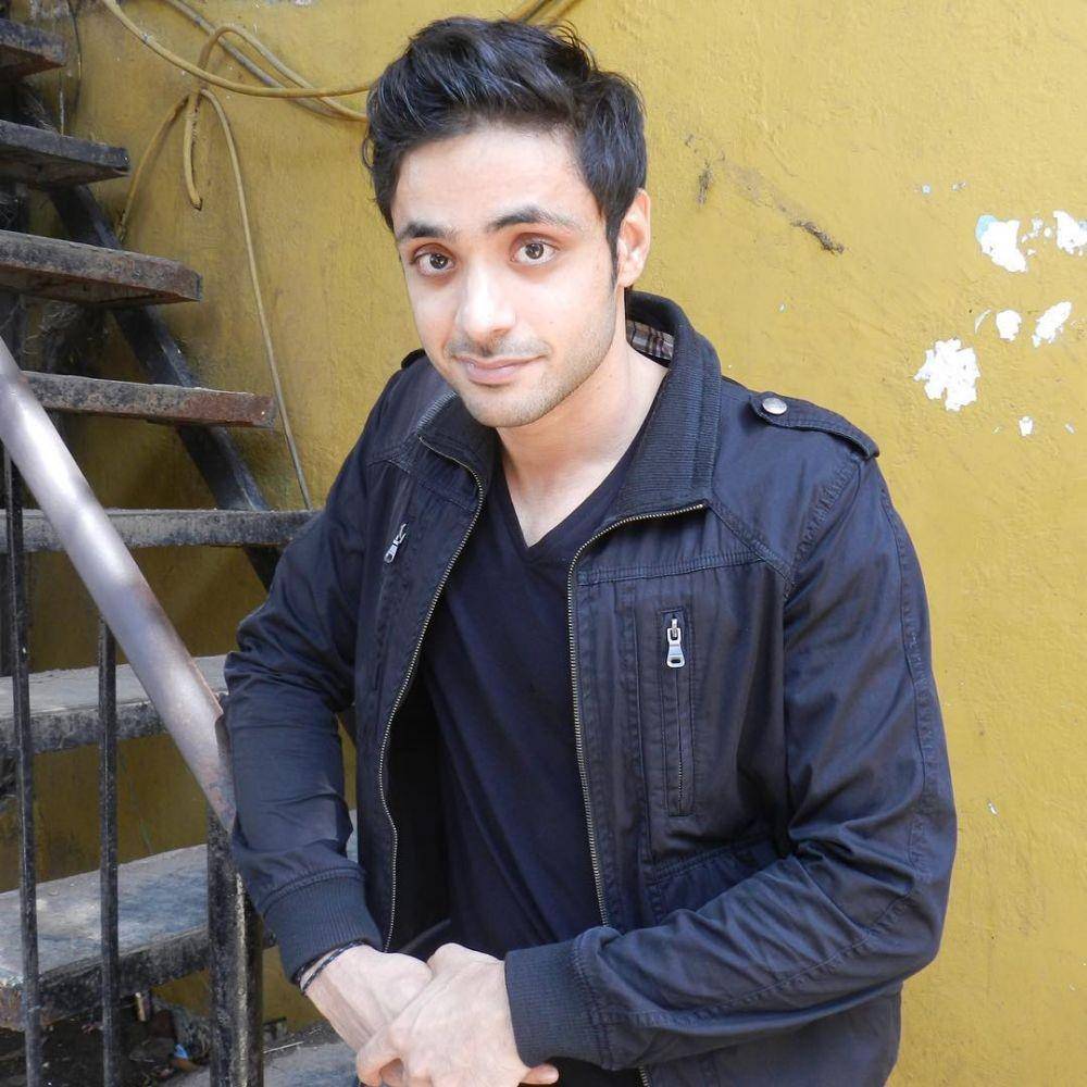 instagram.com/adnan_a_khan