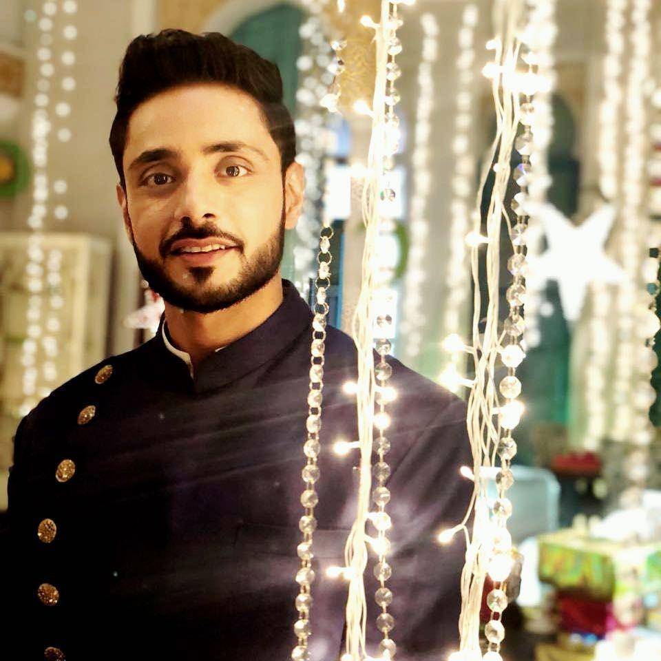 instagram.com/adnan_a_khan