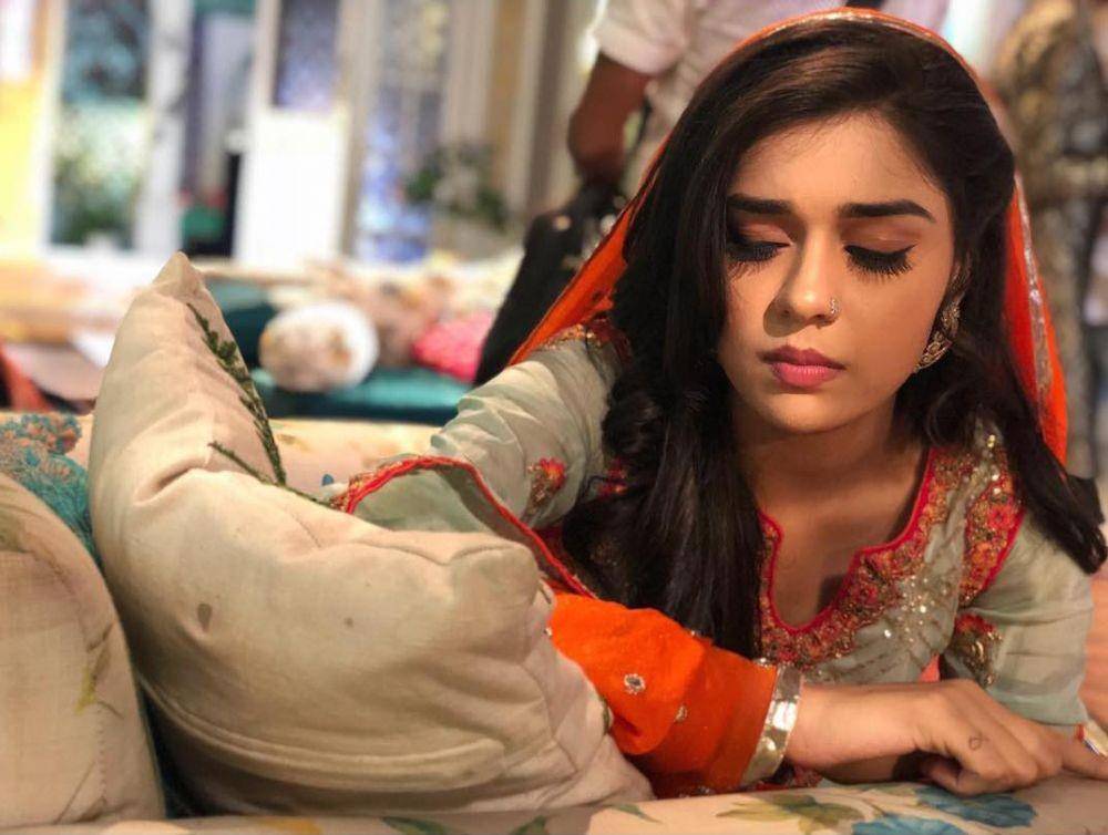 instagram.com/eishasingh
