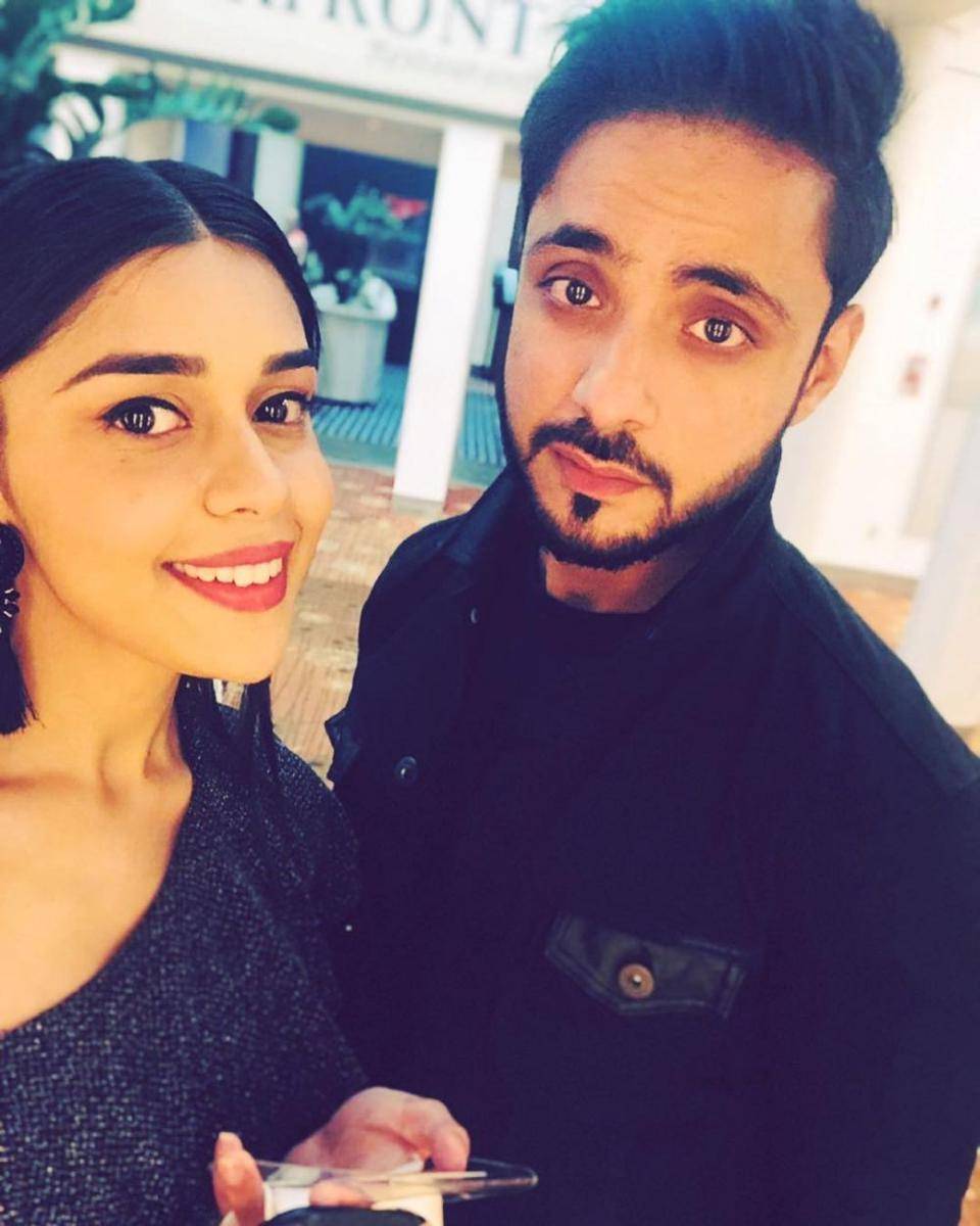 instagram.com/adnan_a_khan