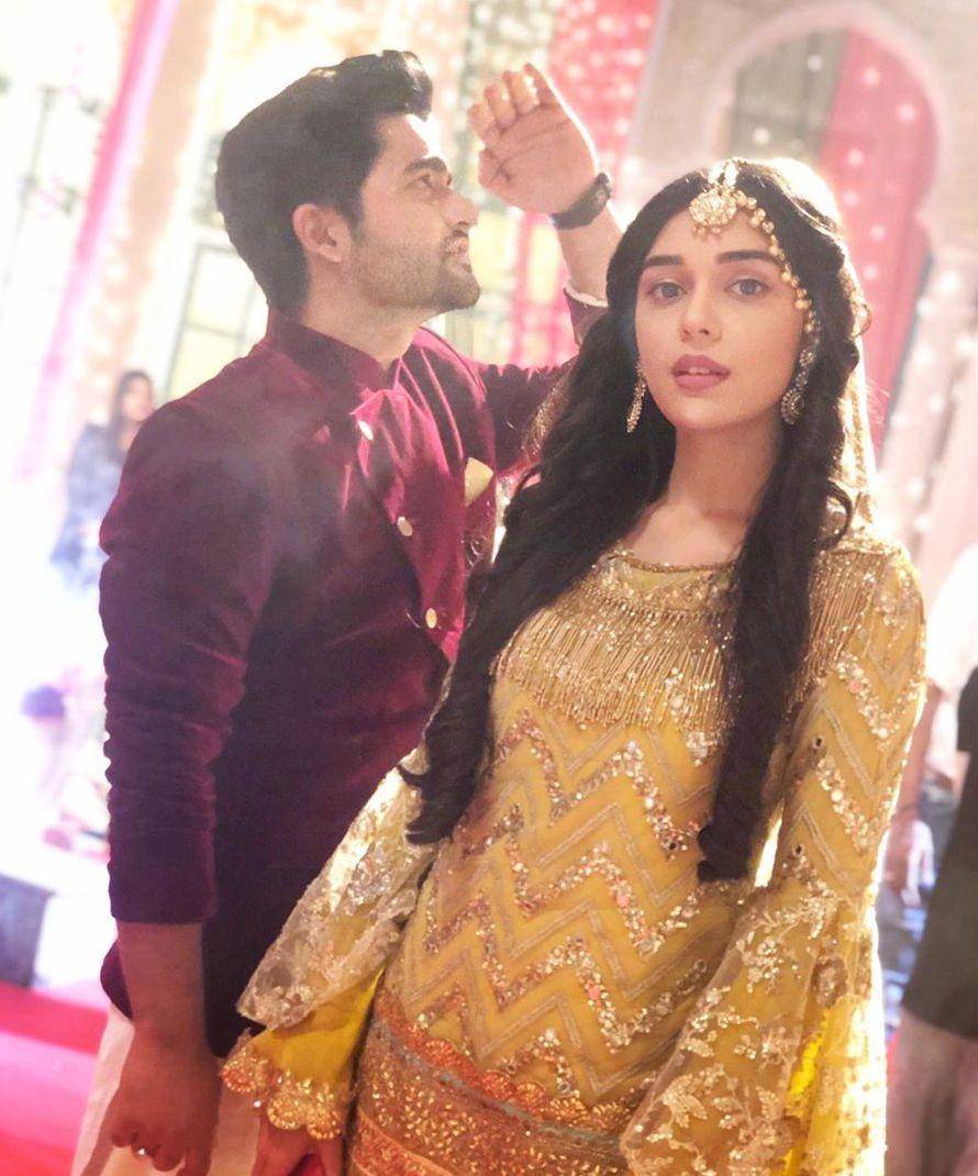 instagram.com/eishasingh