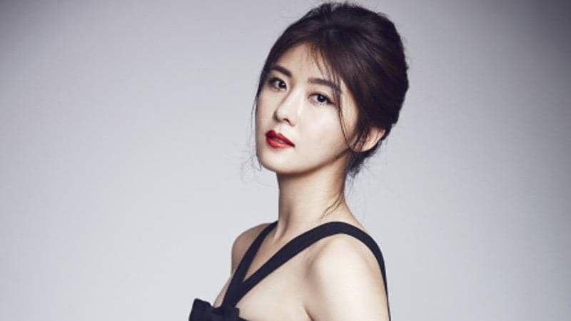 Berusia 41 Tahun, 10 Potret Menawan Ha Ji Won yang Bikin Susah Kedip!