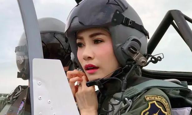 Meski Baru Menikah, Raja Thailand Terungkap Punya Selir