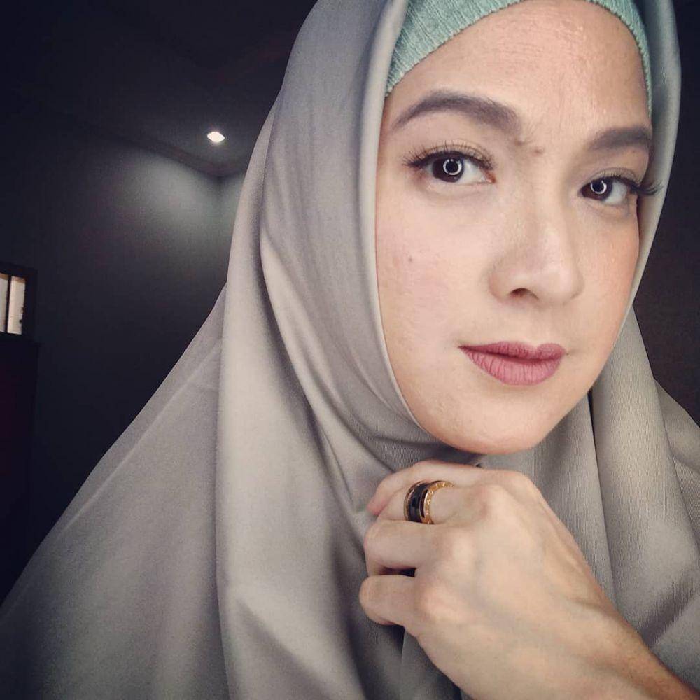Instagram.com/andharaearly