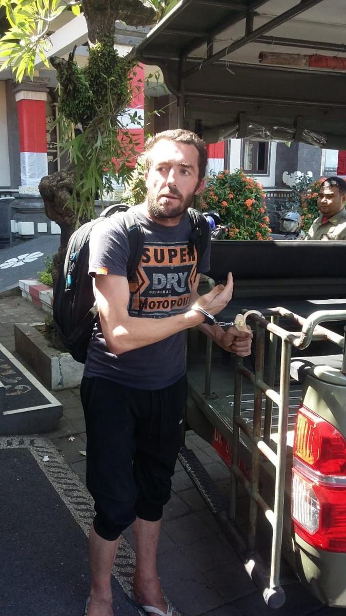 Ulah Turis Australia di Kuta, Tak Bayar Makan dan Kencing di Pertokoan