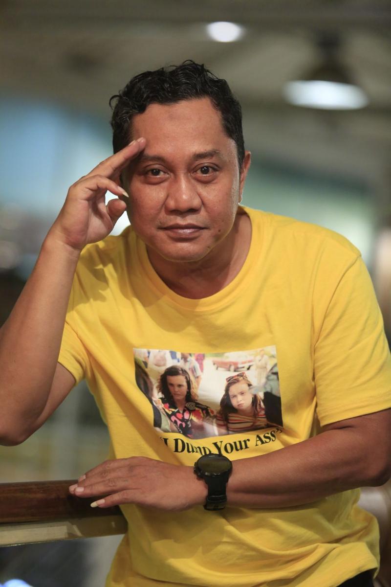 Kritik Sosial Om Jin di Iklan Djarum 76