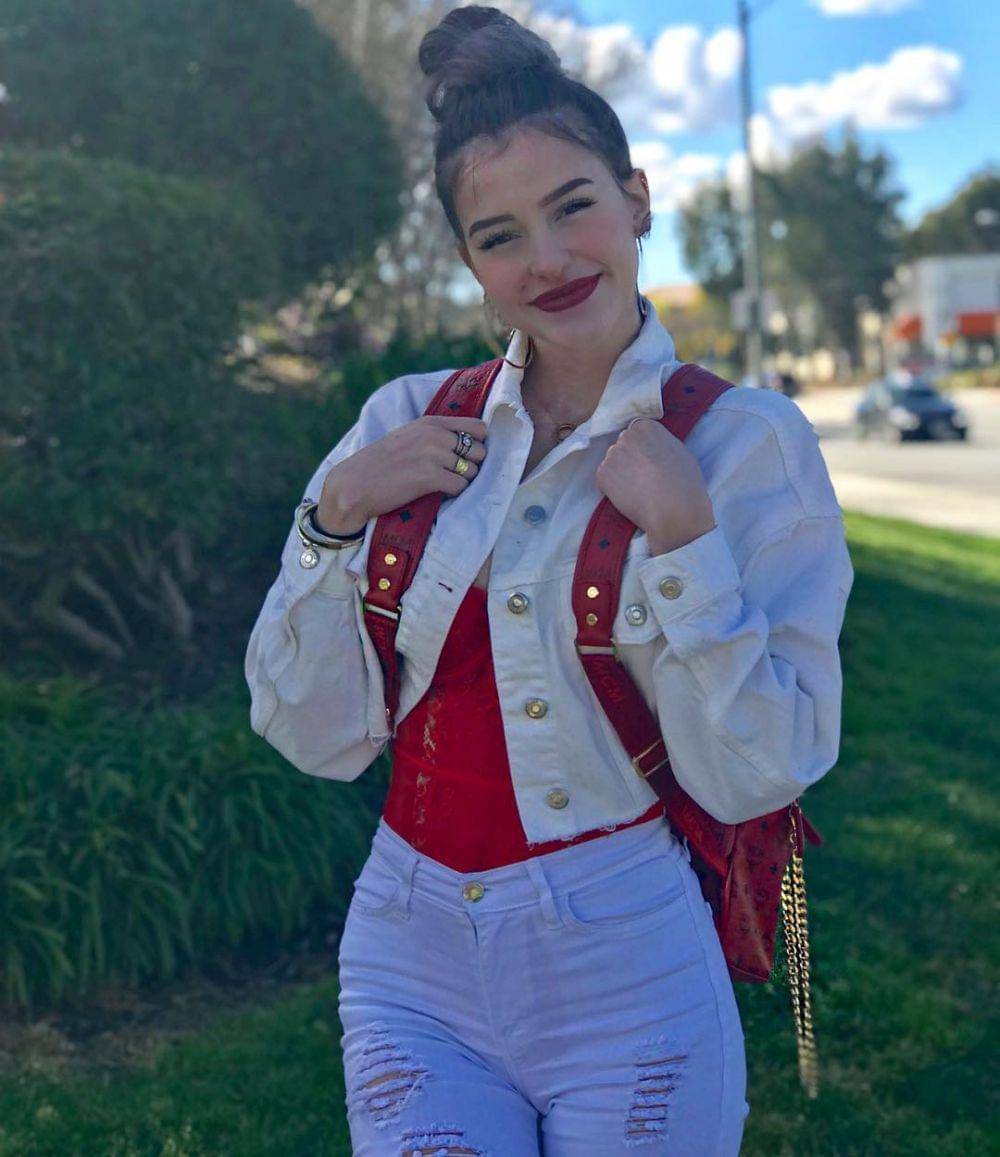 instagram.com/leaelui