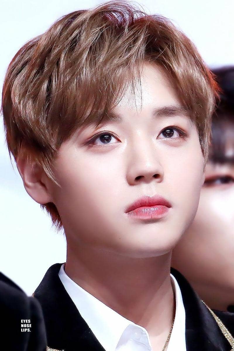 twitter.com/eyesnoselips