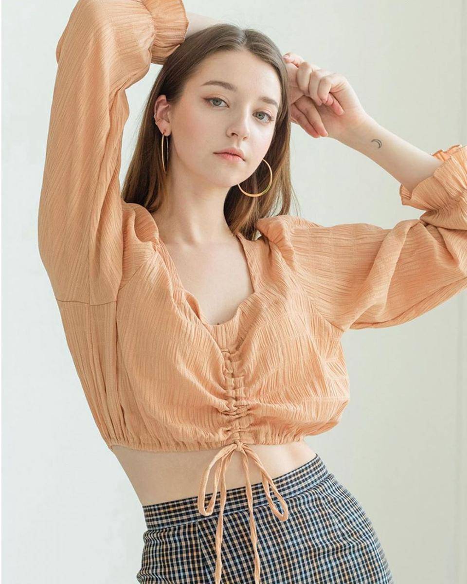 Instagram.com/angelinadanilova