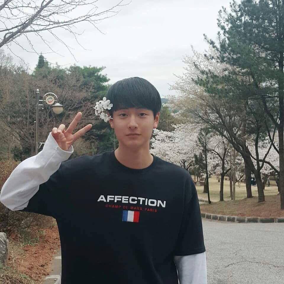 instagram.com/leewoojin_pdx