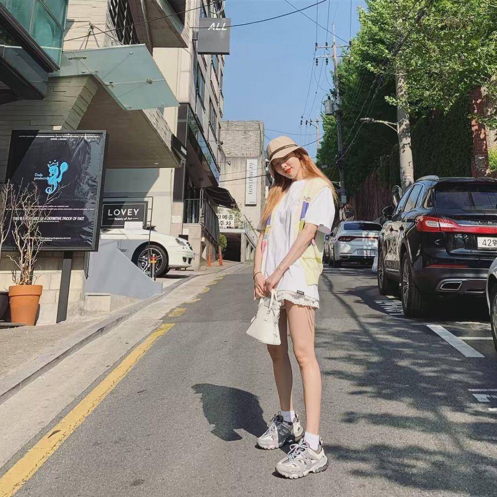 instagram.com/hyunah_aa