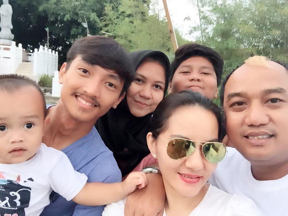 Ide Nama Anak dari Keluarga Azis Gagap, Bernuansa Arab dan Penuh Doa